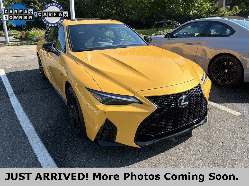 2025 Lexus IS 500 F SPORT Performance photo 2