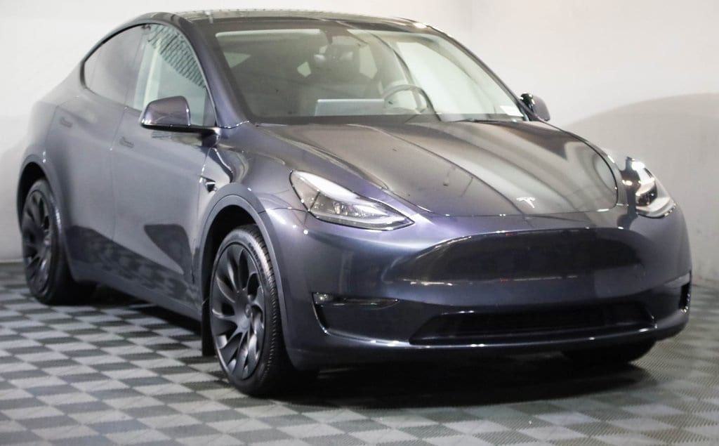 2024 Tesla Model Y Long Range's photo