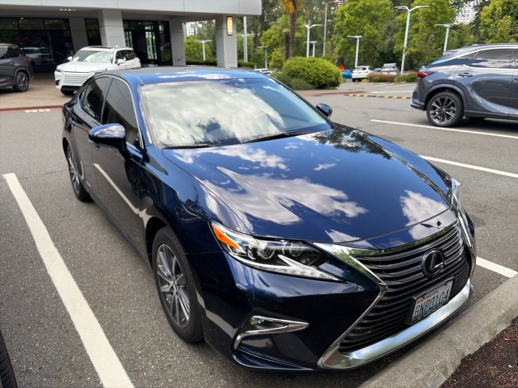 Used 2018 Lexus ES