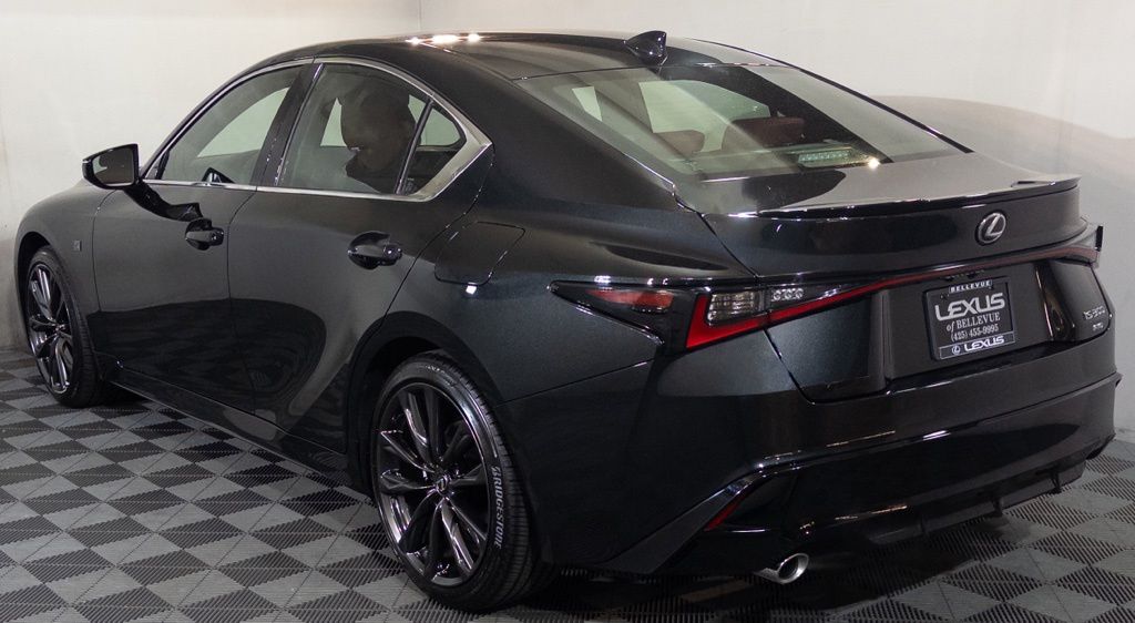 2025 Lexus IS 300 F SPORT DESIGN - Photo 6