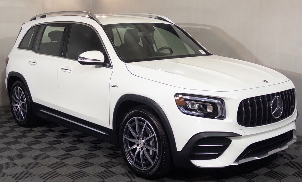 2023 Mercedes-Benz GLB GLB 35 AMG 4MATIC's photo