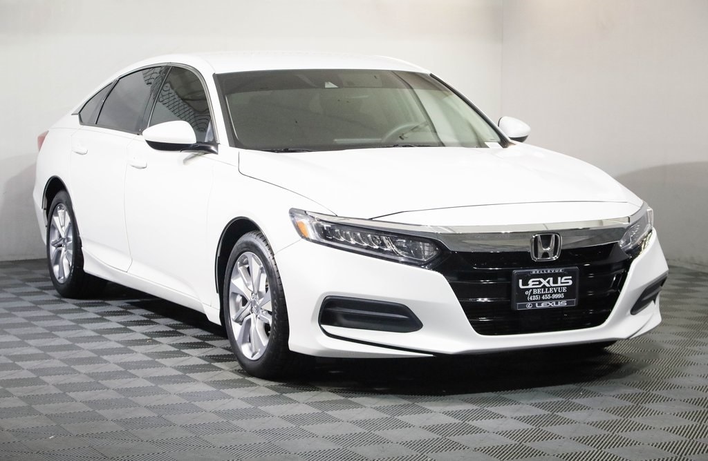 2018 Honda Accord LX's photo