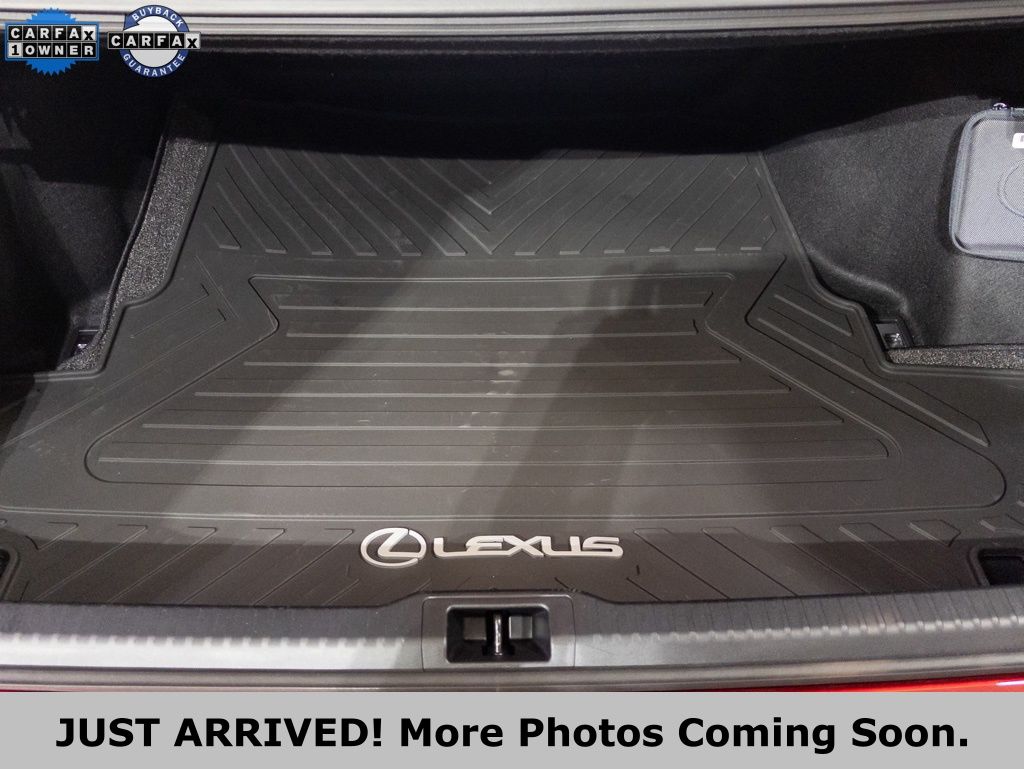 2023 Lexus IS 350 F SPORT - Photo 10