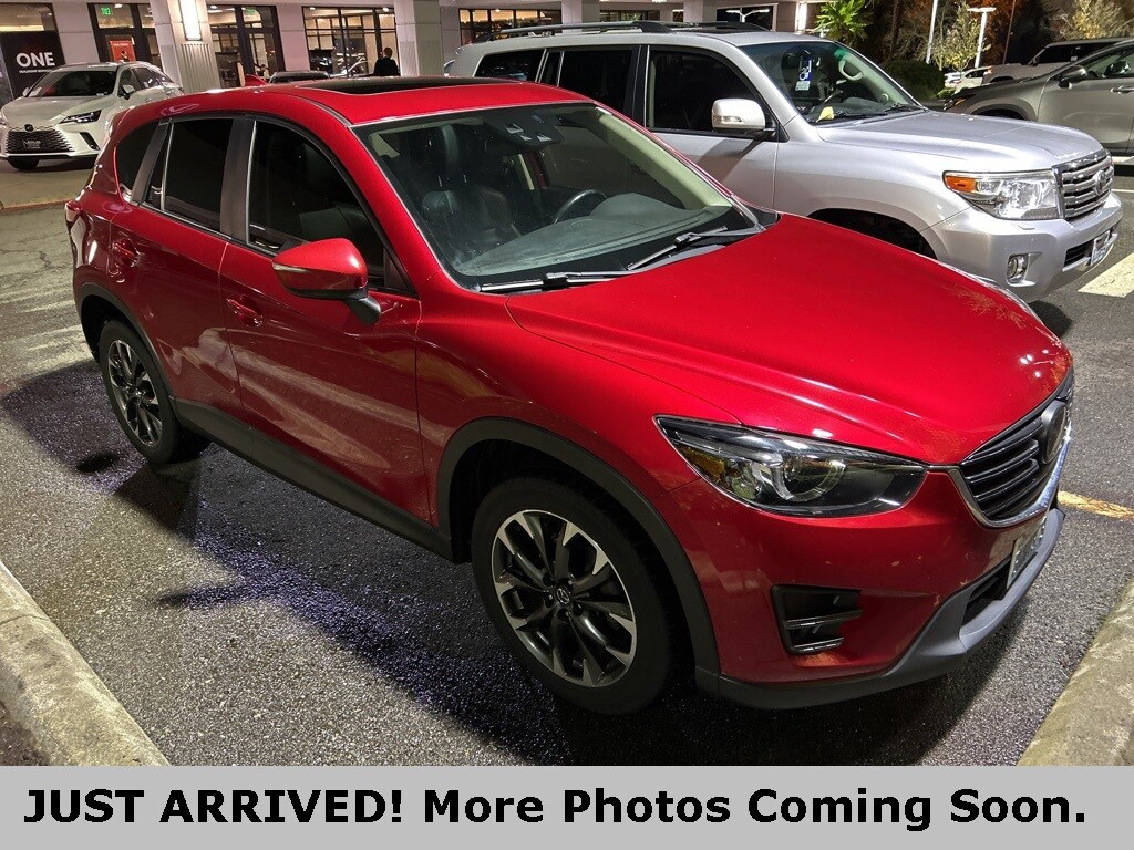2016 Mazda CX-5 Grand Touring photo 2