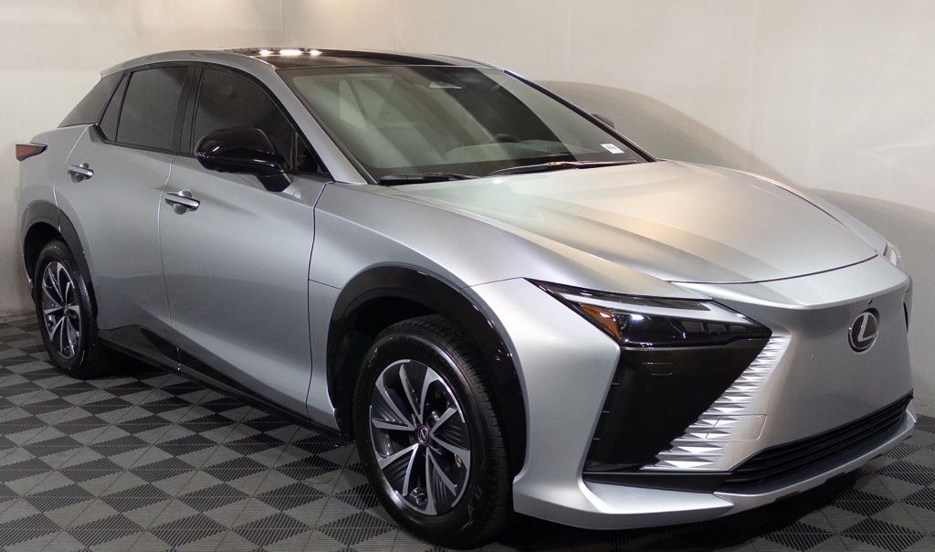 2023 Lexus RZ 450e 450e Premium AWD w/ 20" Wheel's photo