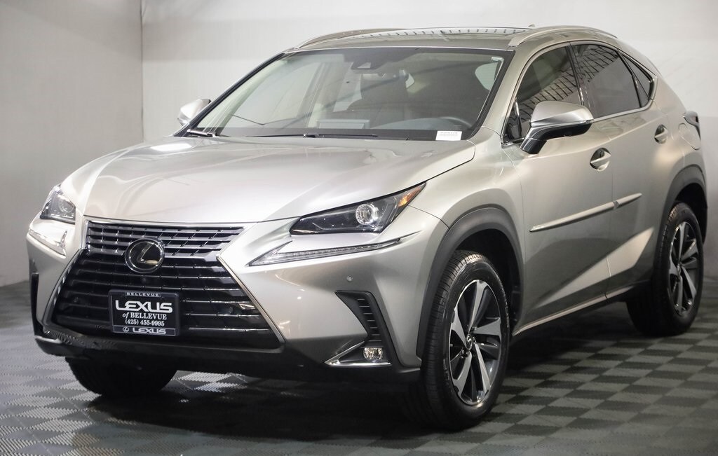 2021 Lexus NX 300 photo 3
