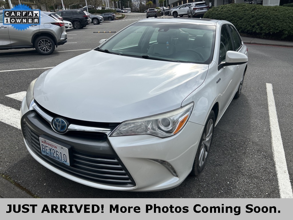Used 2017 Toyota Camry Hybrid