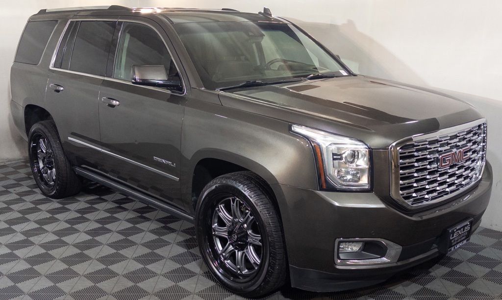 2019 GMC Yukon 4WD Denali's photo