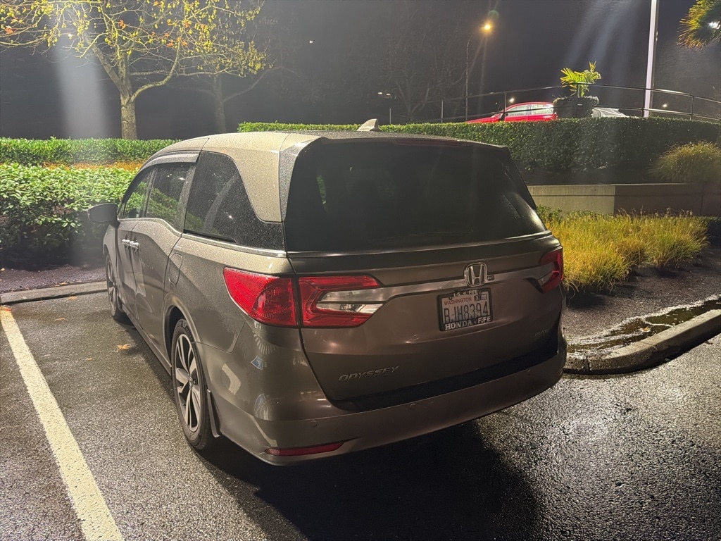 Used 2018 Honda Odyssey Elite Minivan/Van