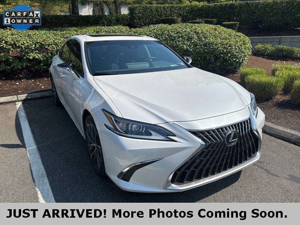 2023 Lexus ES Premium photo 2