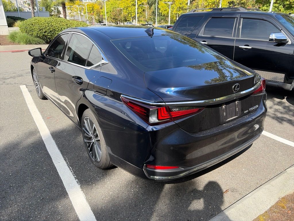 Certified 2022 Lexus ES 250 AWD SEDAN