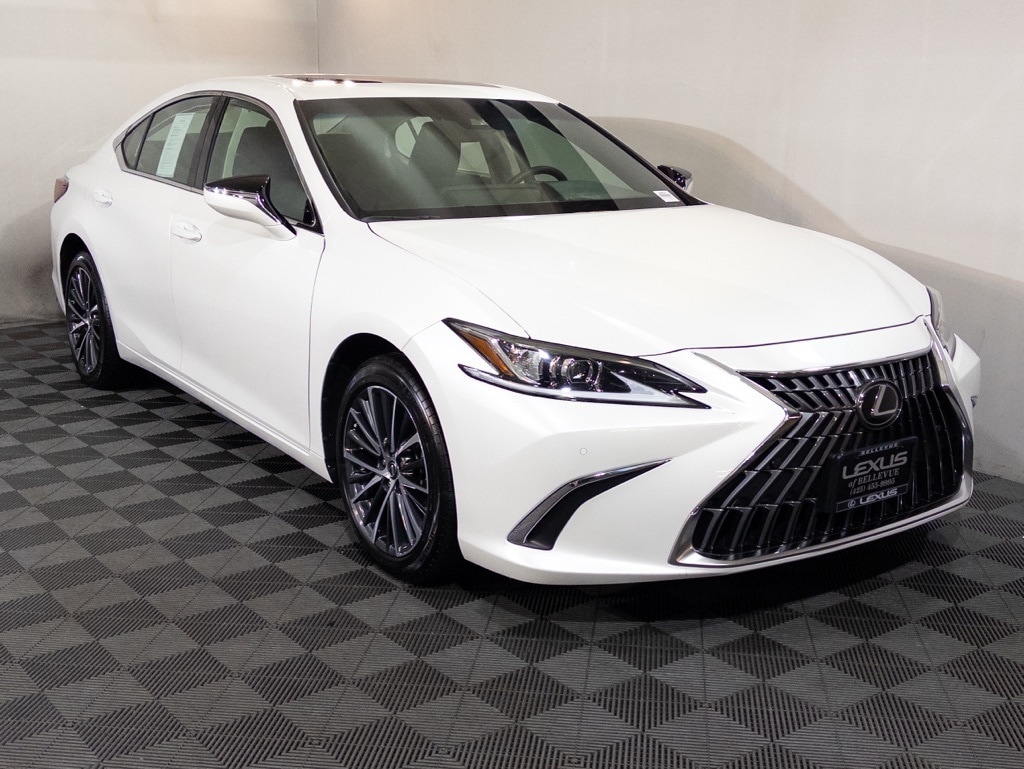 2023 Lexus ES 250