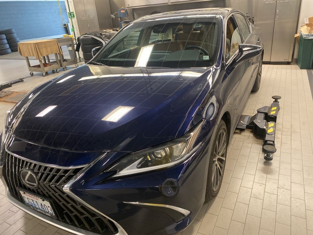 Certified 2023 Lexus ES 250 AWD SEDAN