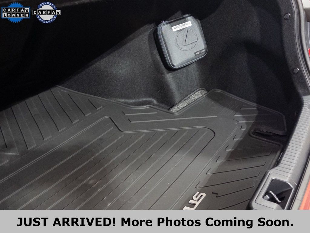 2023 Lexus IS 350 F SPORT - Photo 11