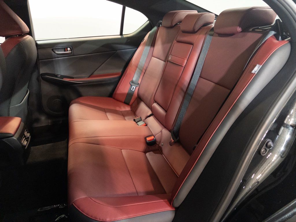 2025 Lexus IS 300 F SPORT DESIGN - Photo 13
