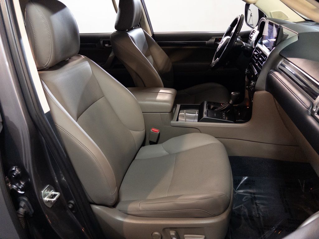2023 Lexus GX PREMIUM - Photo 16