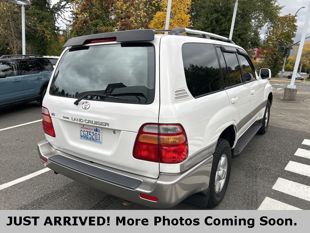 1999 Toyota Land Cruiser Base photo 3