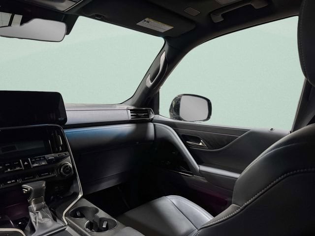 2024 Lexus LX Luxury - Photo 14