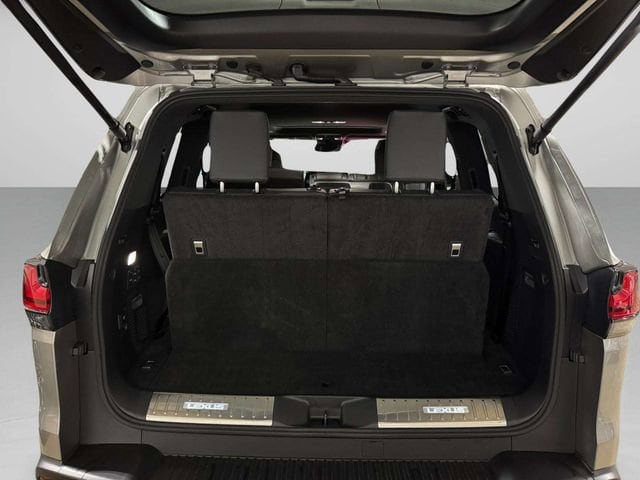 2024 Lexus LX Luxury - Photo 26
