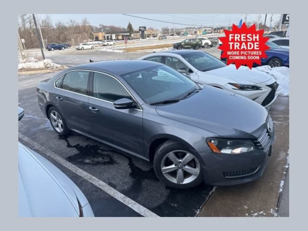Used 2014 Volkswagen Passat 1.8T SE Sedan
