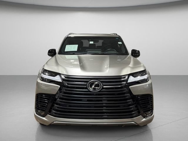 2024 Lexus LX Luxury - Photo 11