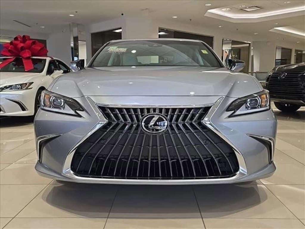 New 2025 Lexus ES 350 SEDAN