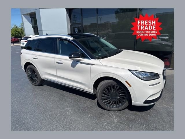 2022 Lincoln Corsair Reserve AWD's photo