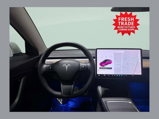 2021 Tesla Model 3 Base's photo