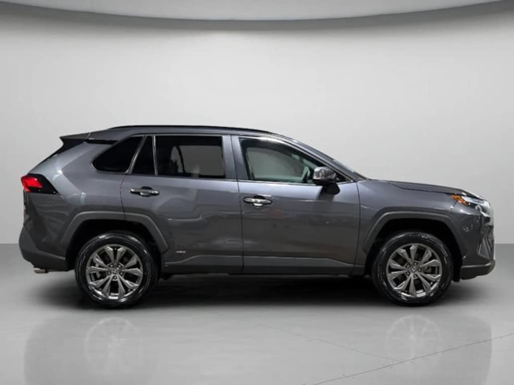 Used 2022 Toyota RAV4 Hybrid Limited SUV