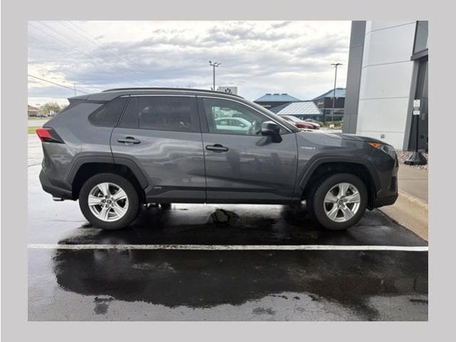 2021 Toyota RAV4 Hybrid XLE AWD's photo