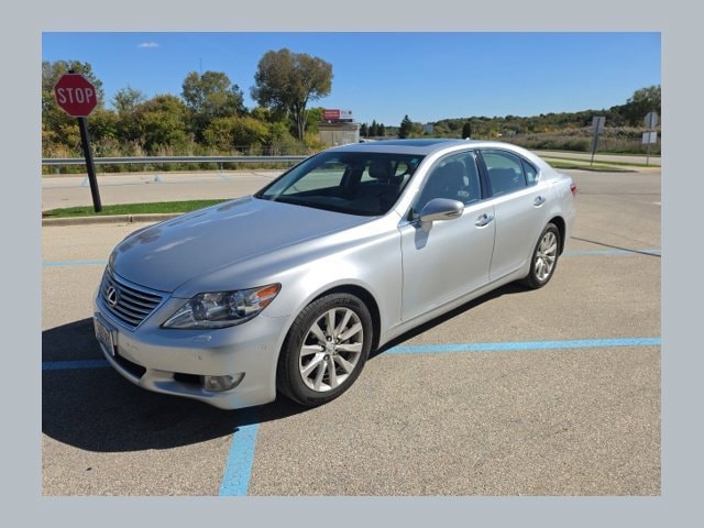 Used 2012 Lexus LS Base with VIN JTHCL5EF8C5013003 for sale in Brookfield, WI