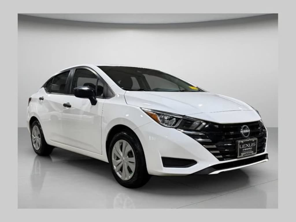 Used 2023 Nissan Versa 1.6 S Sedan