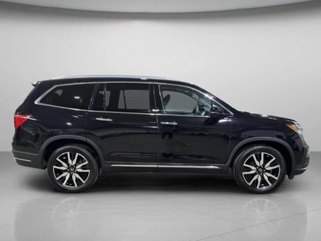 Used 2019 Honda Pilot Touring 7 Passenger SUV