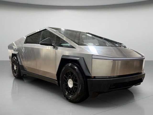 2024 Tesla Cybertruck Base's photo