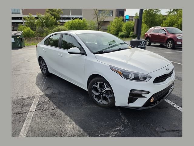 2019 Kia Forte LXS AT's photo