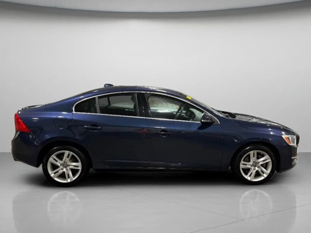 Used 2014 Volvo S60 T5 Sedan