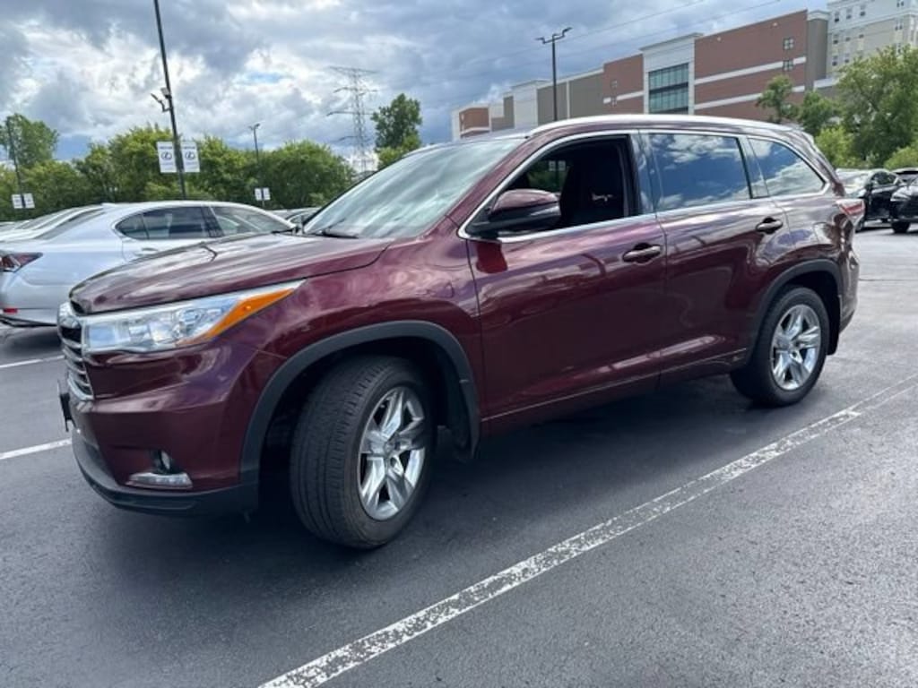 Used 2015 Toyota Highlander Limited SUV