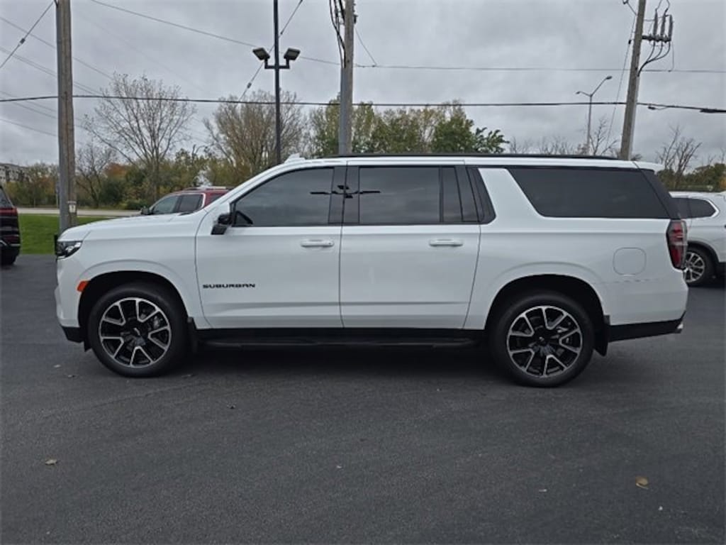 Used 2023 Chevrolet Suburban RST SUV