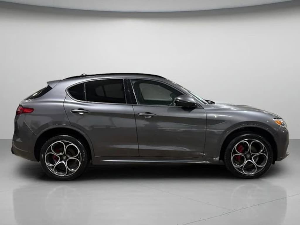 Used 2022 Alfa Romeo Stelvio Ti SUV