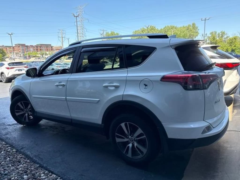 Used 2018 Toyota RAV4 XLE SUV