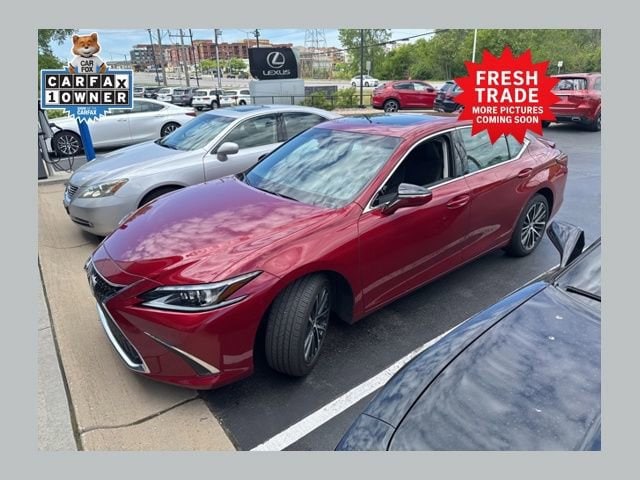 2022 Lexus ES 350 250 AWD's photo