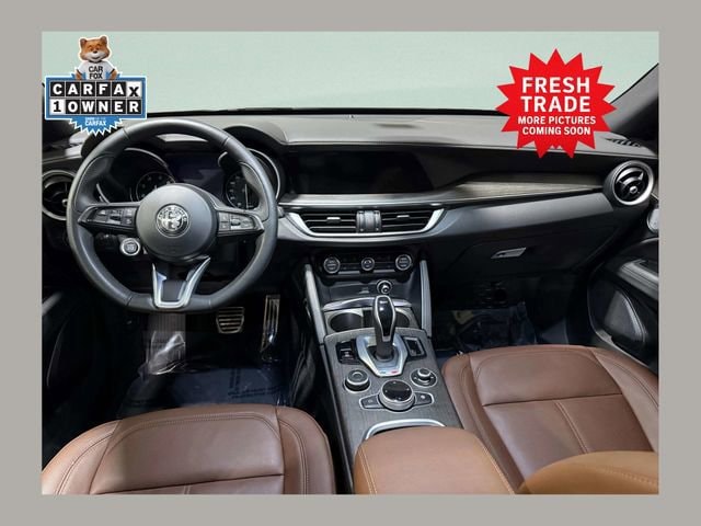 2022 Alfa Romeo Stelvio Ti's photo