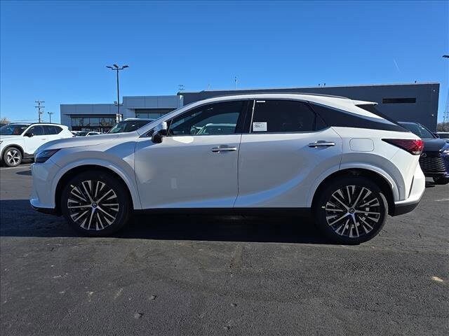 2026 Lexus RX 350h photo 4