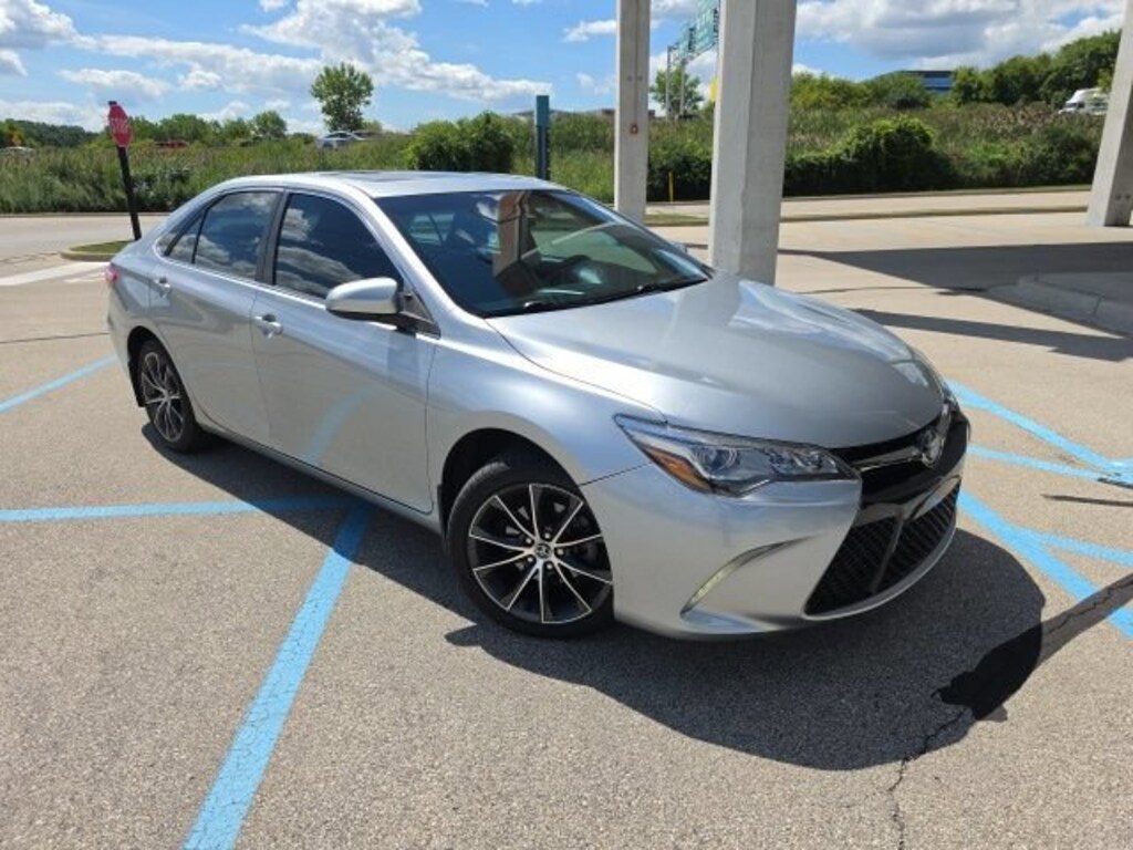 Used 2016 Toyota Camry XSE V6 Sedan