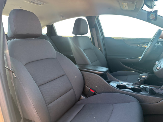 2025 Chevrolet Malibu 1LT - Photo 9