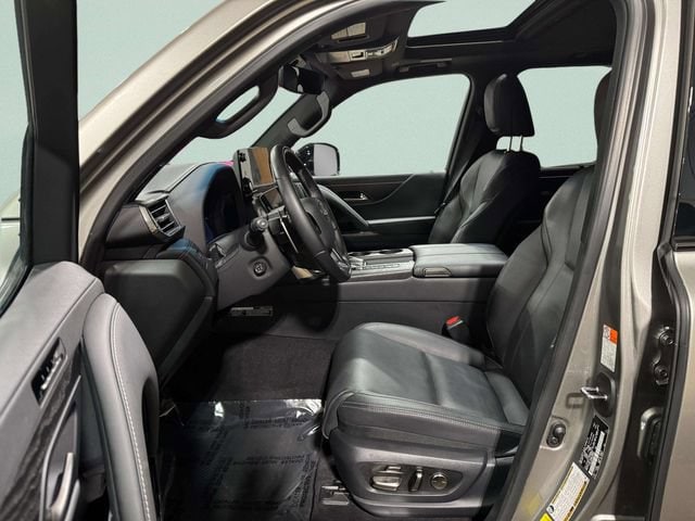 2024 Lexus LX Luxury - Photo 27