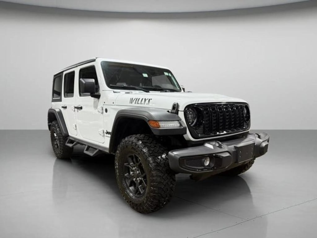 Used 2025 Jeep Wrangler Willys SUV