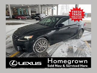2016 LEXUS IS 300 Sedan