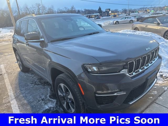2024 Jeep Grand Cherokee 4xe's photo