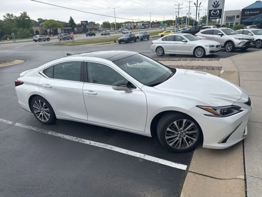 Used 2021 Lexus ES 350 Sedan